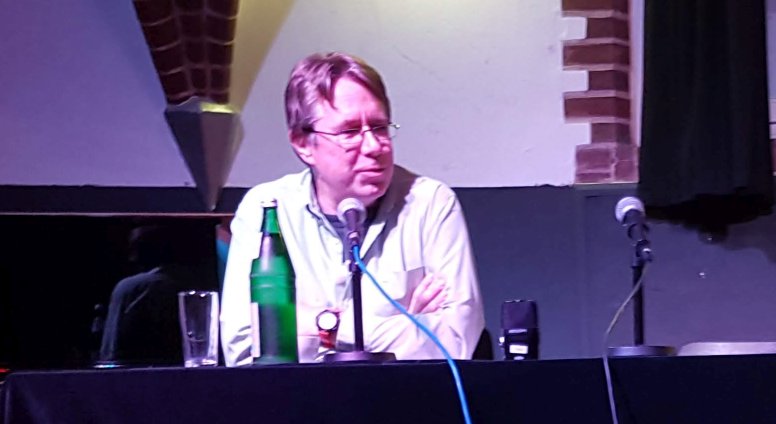 Autor Alastair Reynolds Autor Alastair Reynolds